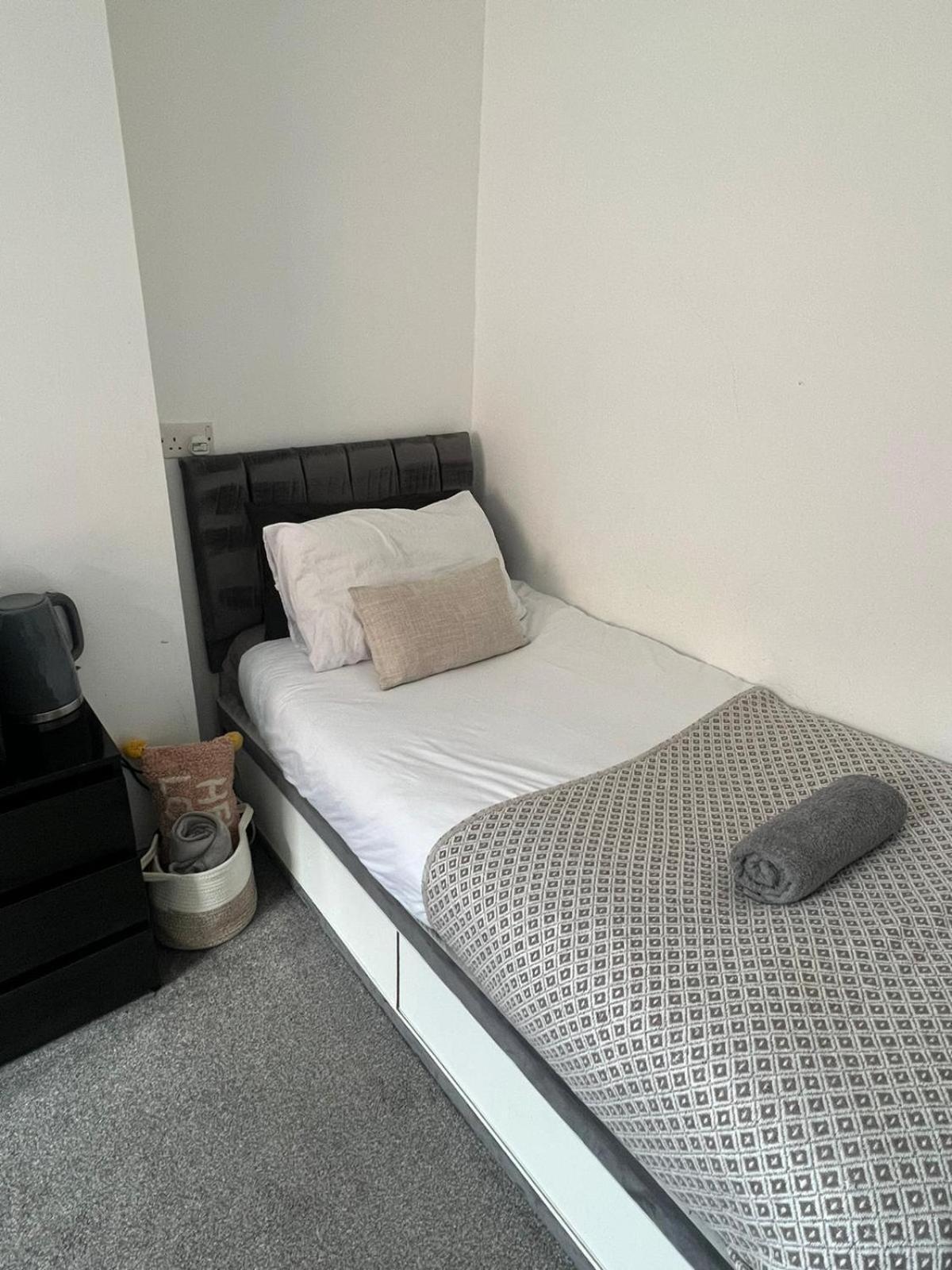Lincoln City Centre Rooms P&S Exterior photo